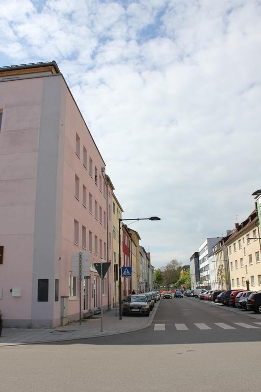 Hotel Mitte24 Neu-Ulm Exterior foto